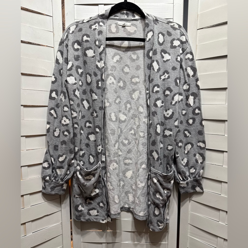 Maurices Light Gray Leopard-Print Cardigan